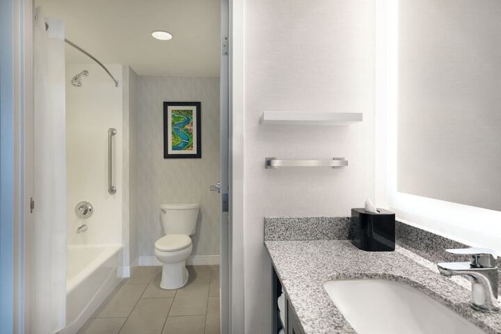Residence Inn by Marriott Boston Back Bay / Fenway