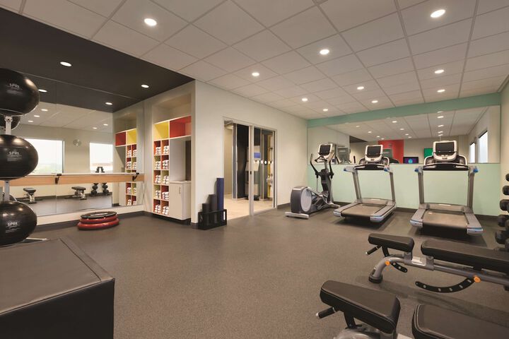 Tru by Hilton York