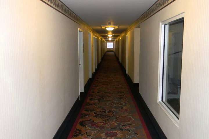 Hotel Interior 5 of 38