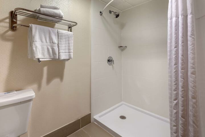 Room 40 of 59