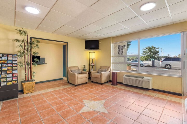 Econo Lodge Fort Knox