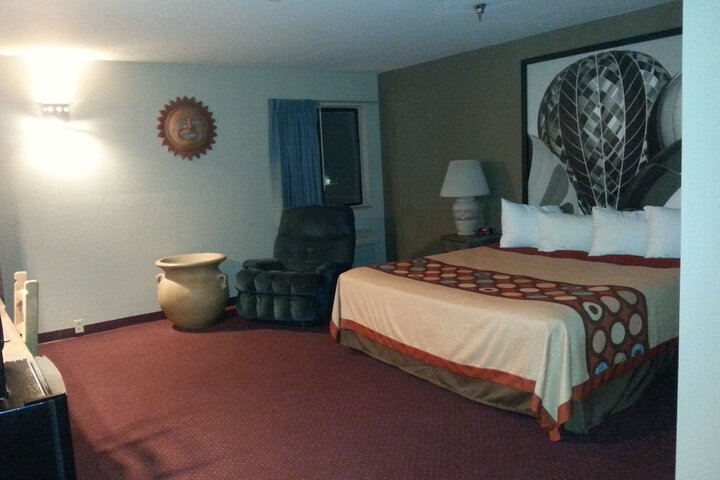 Room 16 of 45