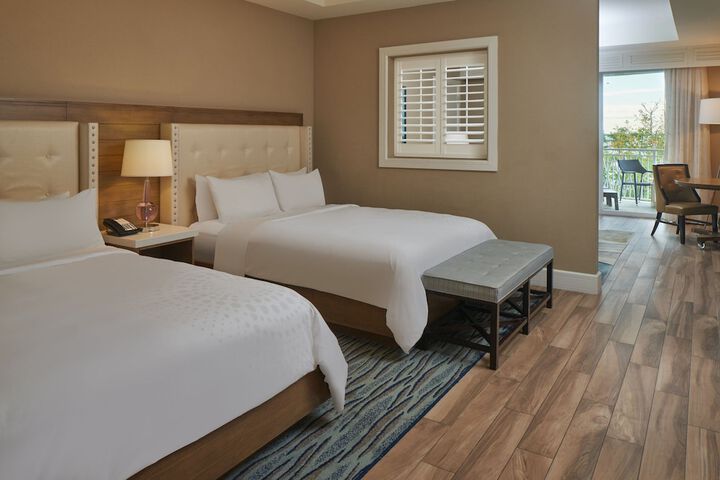 Playa Largo Resort & Spa Autograph Collection
