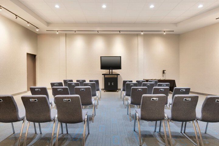 Meeting 52 of 76