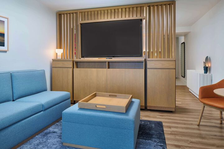 Room 87 of 184