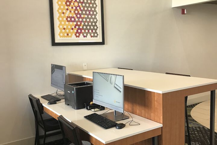 Business Center 34 of 34