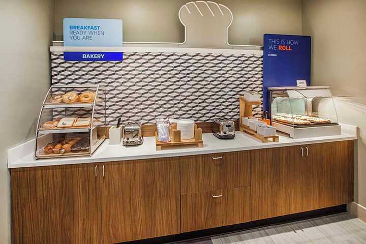 Holiday Inn Express & Suites Laplace by IHG