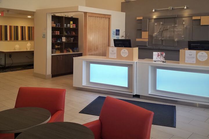 Holiday Inn Express Irwin (PA TPK Exit 67) by IHG