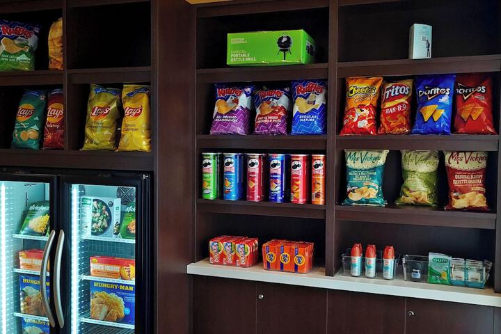 Super 8 by Wyndham Midland