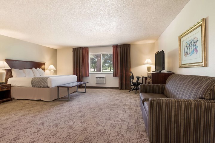 Room 22 of 33