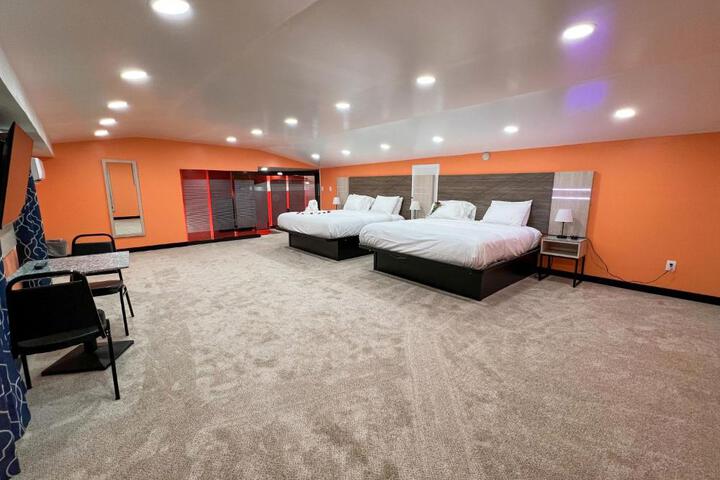 Hollywood Motel