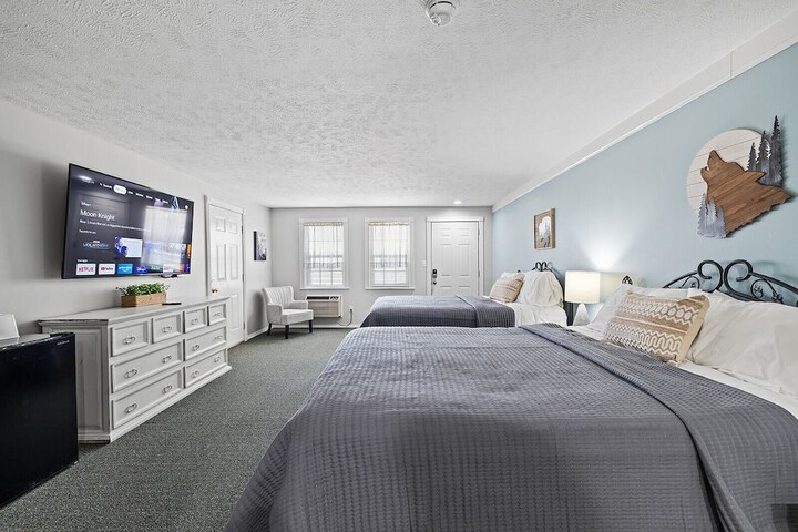 Room 114 of 153
