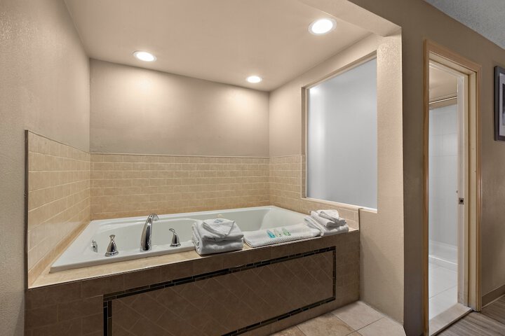 Quality Inn Wayne - Fairfield Area