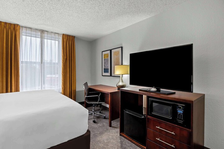 Comfort Inn & Suites Staunton