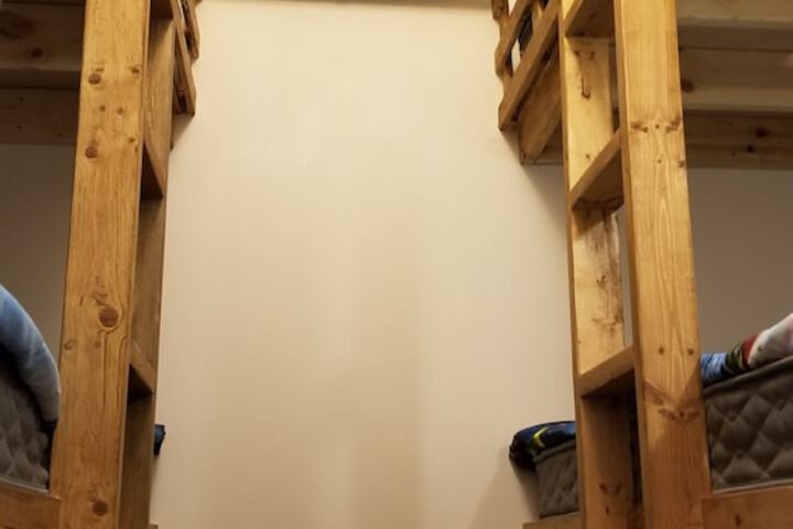 Room 15 of 40