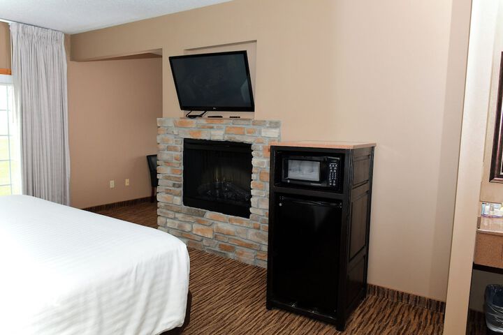 Room 82 of 118