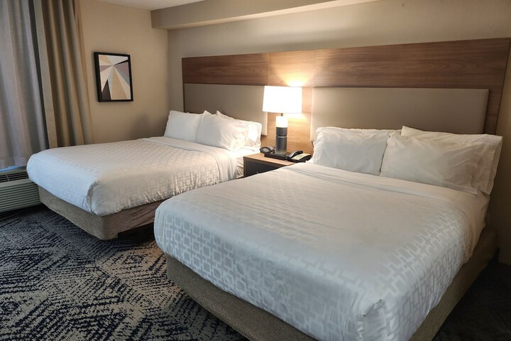 Room 42 of 51