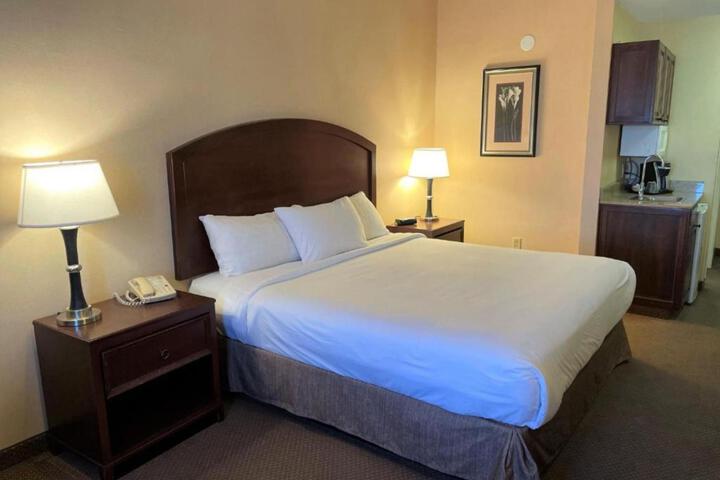 Spark by Hilton Catoosa Tulsa