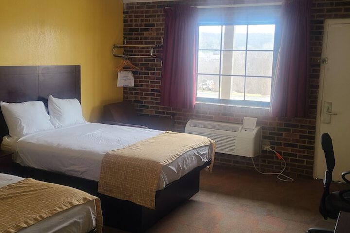 Travelodge by Wyndham Airport Platte City