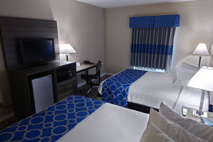 Room 10 of 25