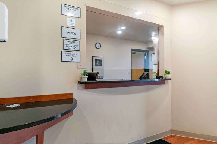 Extended Stay America Select Suites - Grand Rapids - Wyoming