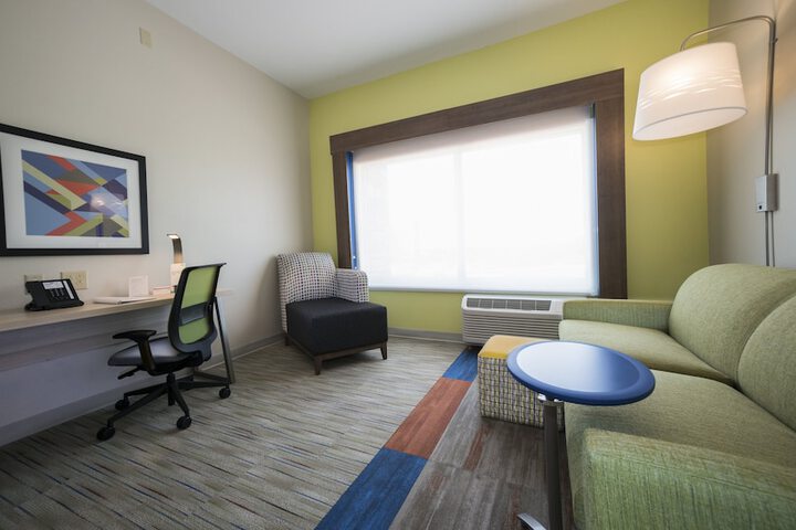 Holiday Inn Express & Suites Southaven Central - Memphis by IHG