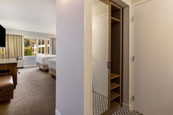 Sonesta Select San Francisco Airport Oyster Point Waterfront