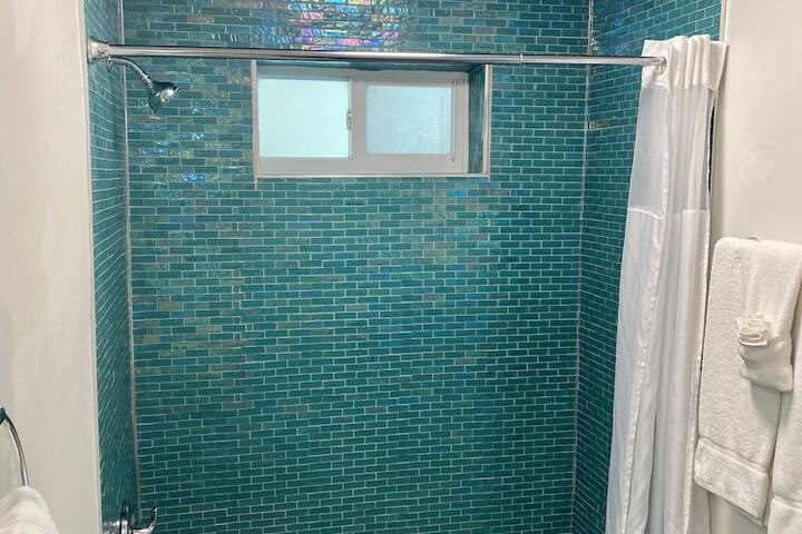 Room 90 of 198