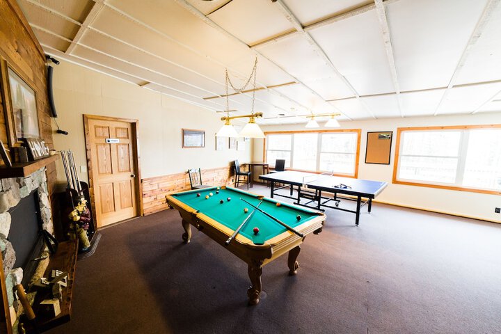 Room 9 of 39