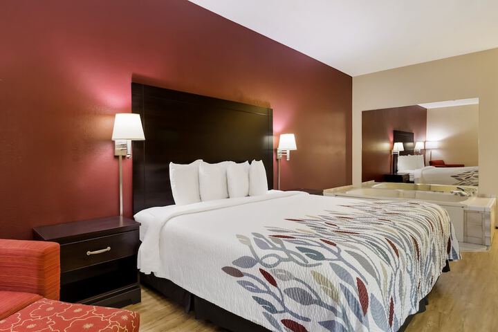 Room 28 of 30
