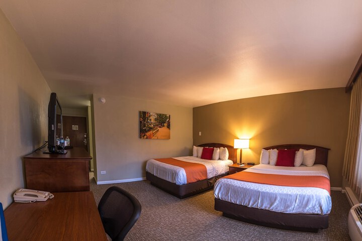 Room 12 of 32