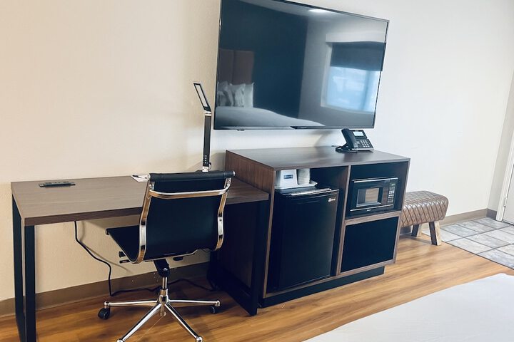 Room 26 of 84