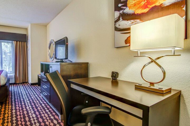 Room 19 of 43