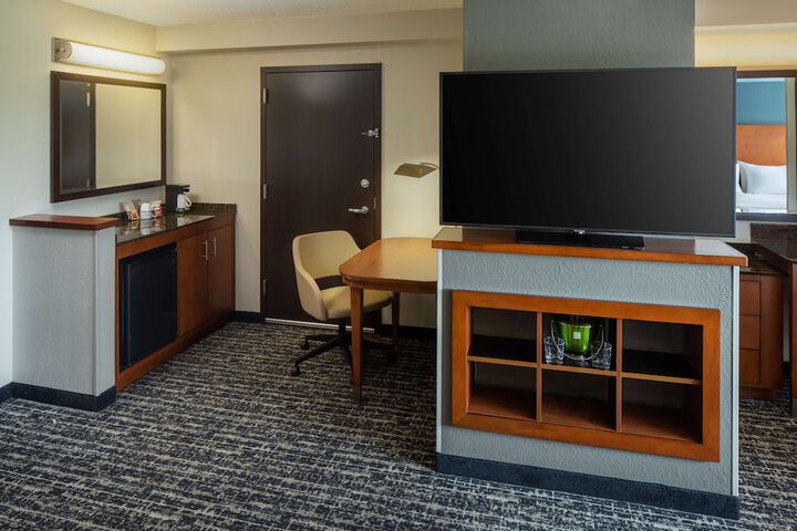 Room 18 of 24