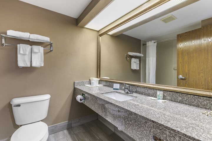 Room 12 of 23