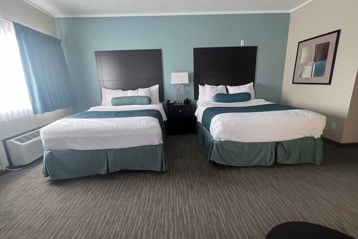 Room 44 of 59