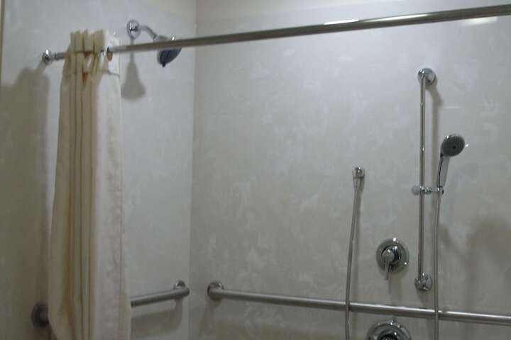 Room 22 of 49