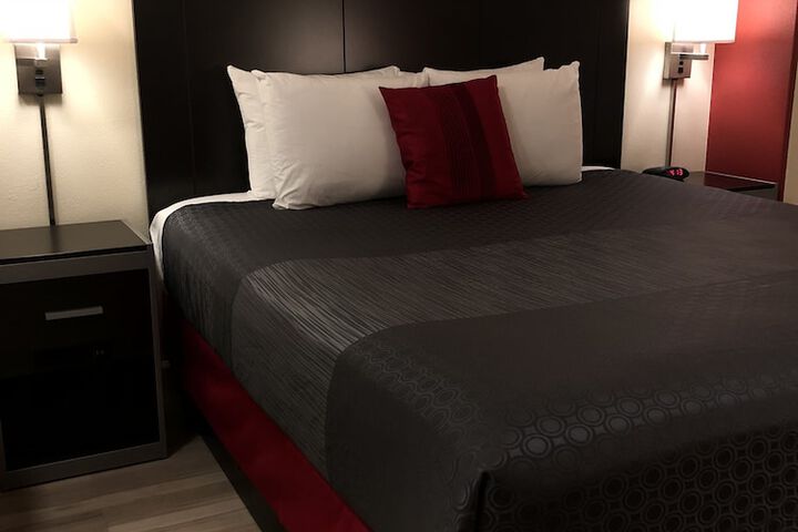 Room 15 of 29