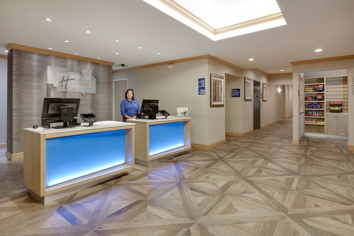 Hotel 6 of 41