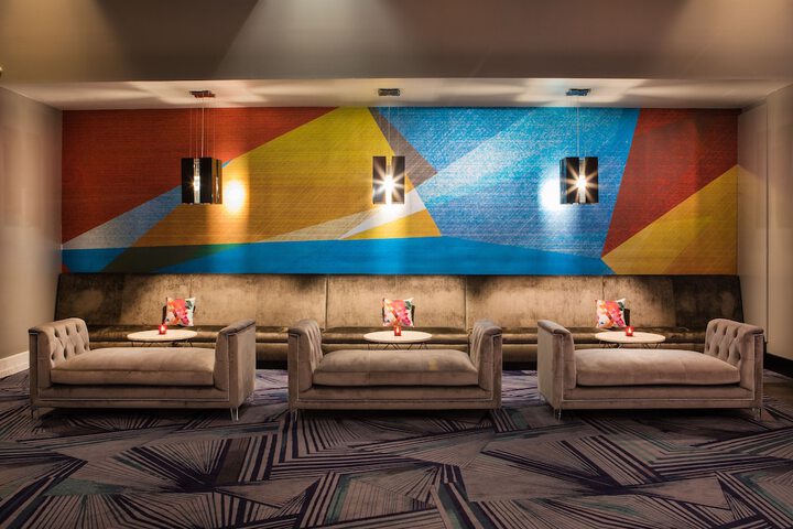 Lounge 59 of 70