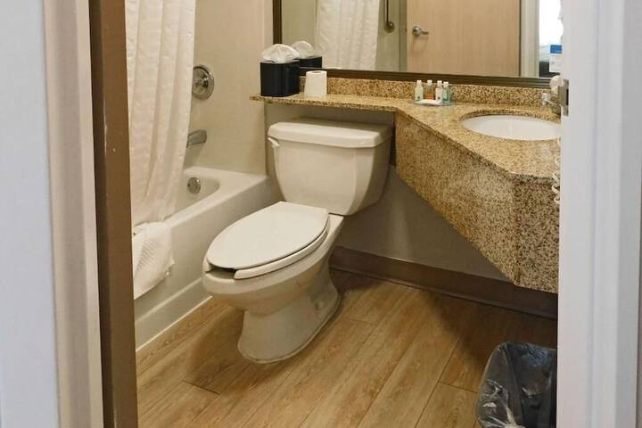 Quality Inn Colchester - Burlington