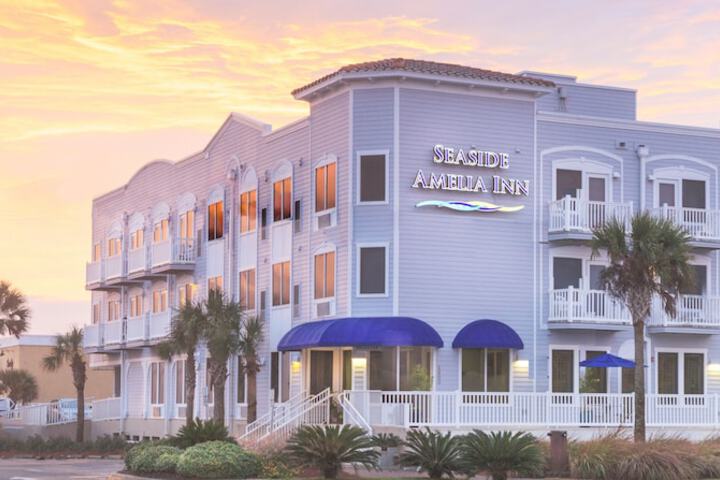 Seaside Amelia Inn