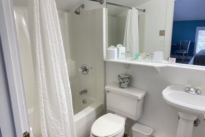 Room 62 of 103