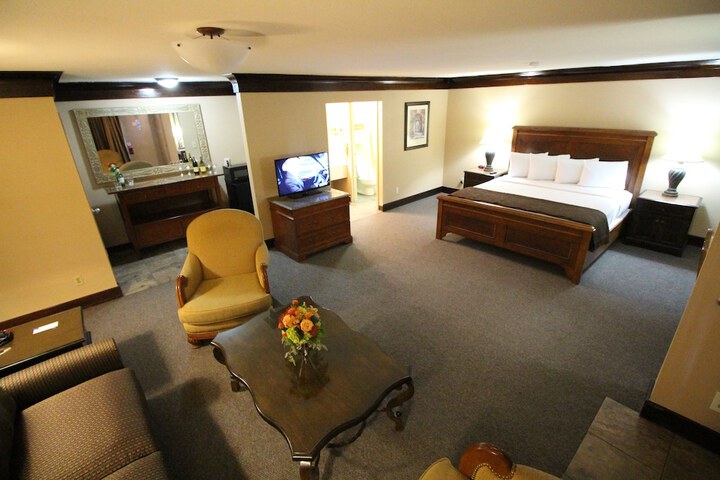 Room 47 of 64