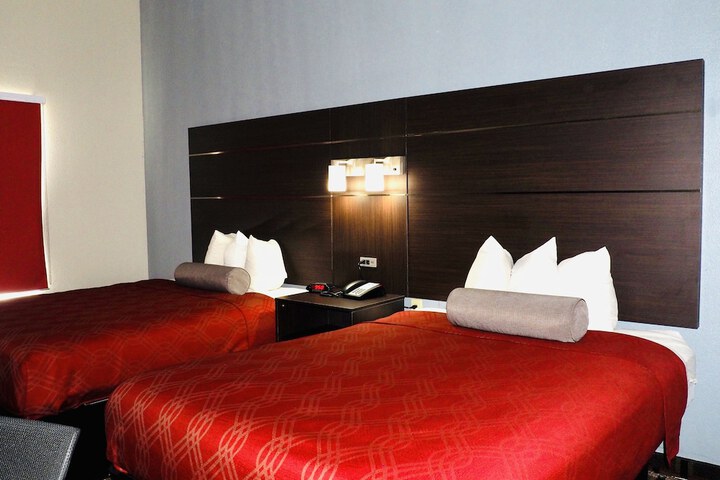 Room 26 of 47