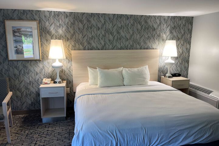 Room 34 of 39