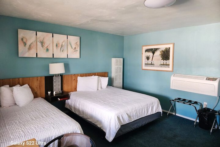 Room 77 of 98