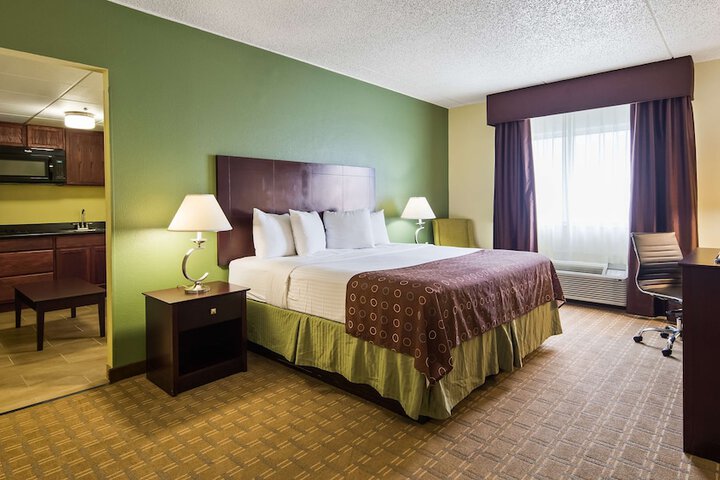 Room 21 of 32