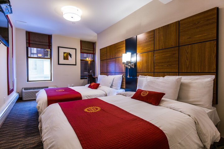 Room 28 of 34