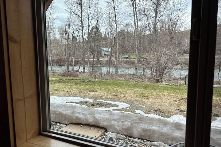 Methow River Lodge & Cabins